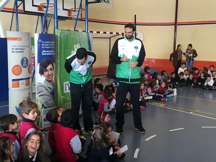 El Cáceres Patrimonio se da un baño de masas en el Sagrado Corazón