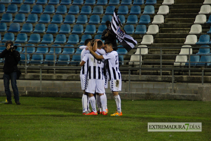 Imágenes del CD. Badajoz 4 - Calamonte 1