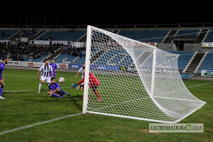 Imágenes del CD. Badajoz 4 - Calamonte 1