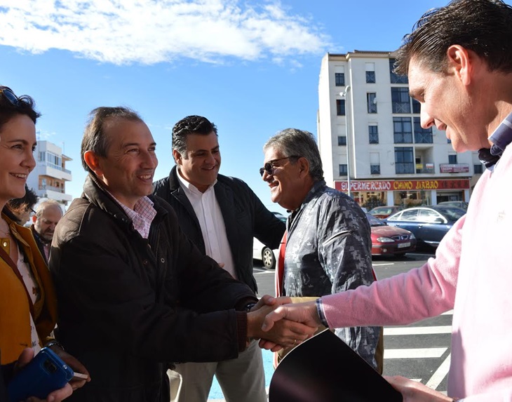 Laureano León destaca el “gran compromiso” que tiene el PP con los cacereños
