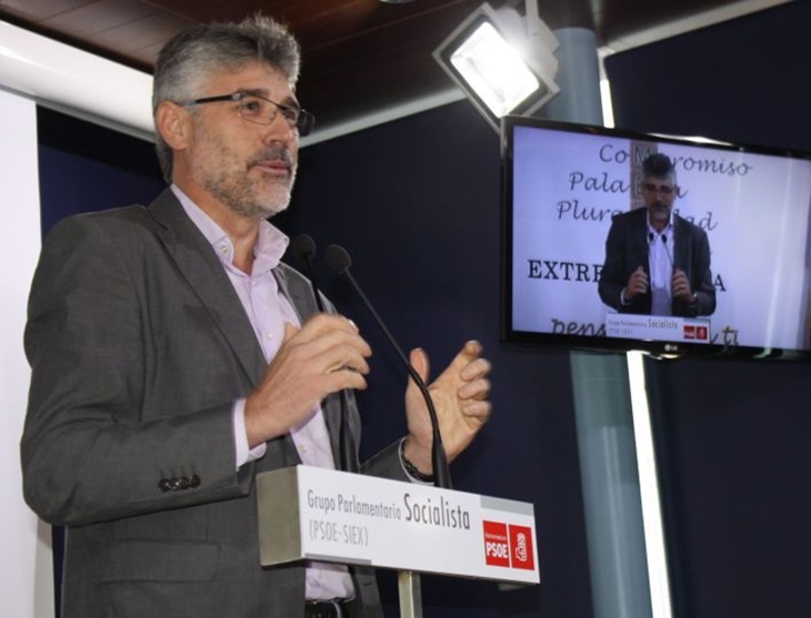 PSOE: “Es sorprendente que Monago, que destrozó la sanidad, pida ahora justicia”