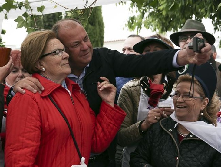 Mujeres Rurales de Badajoz piden a la Junta que devuelva la paga de 300 euros