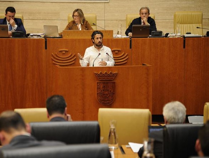 PSOE y PP se oponen a una reforma del Estatuto de Altos Cargos
