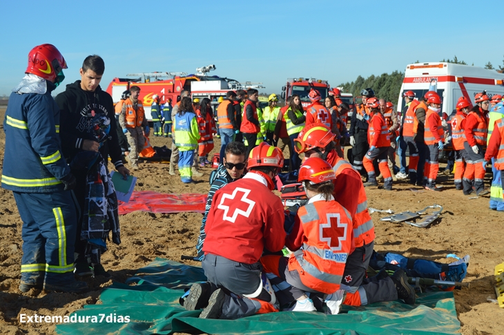 Realizado con éxito el simulacro de accidente aéreo en Talavera