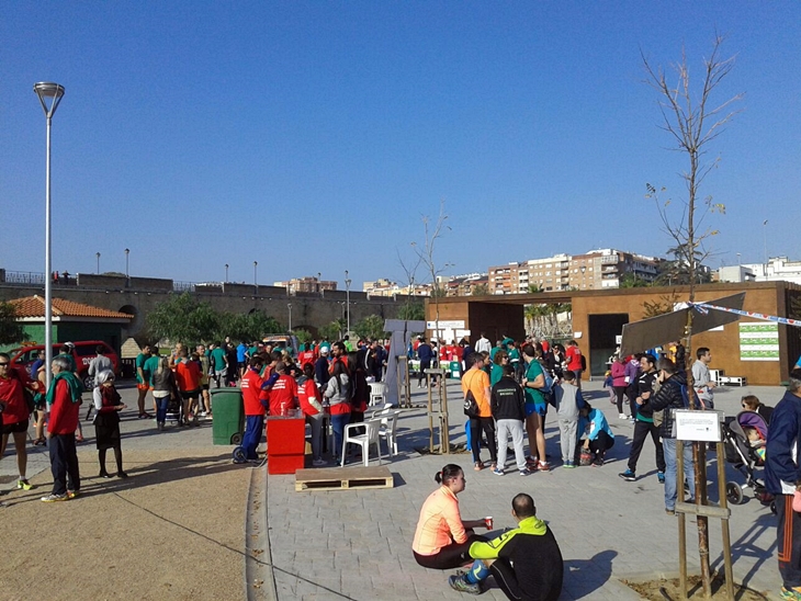 Los nuevos jardines del Guadiana acogen la I Carrera Aprosuba-3