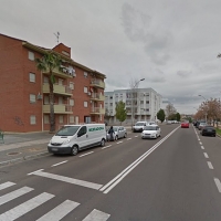 Una mujer grave tras precipitarse de un tercer piso en Mérida