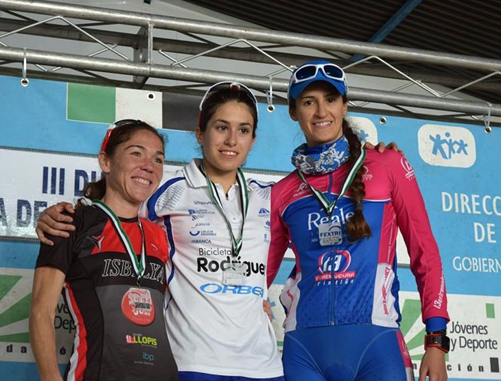 José Luis Doncel y Raquel Mateos se proclaman campeones de Extremadura de duatlón