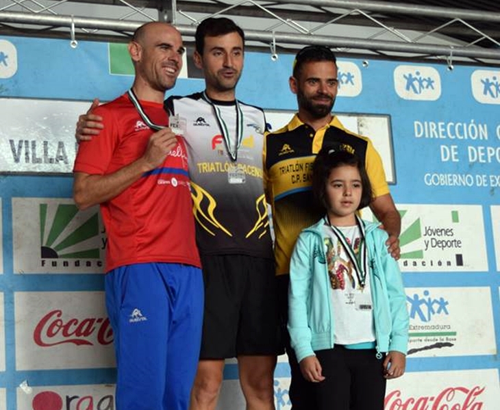 José Luis Doncel y Raquel Mateos se proclaman campeones de Extremadura de duatlón