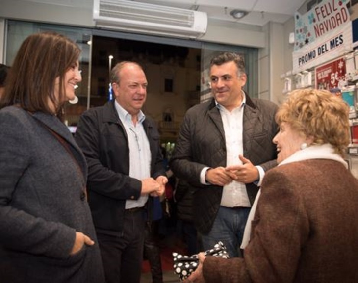 Monago apuesta por estar al lado del comercio, autónomos y emprendedores