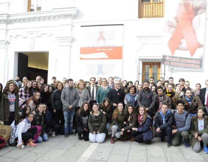Extremadura apuesta por concienciar a los jóvenes en el Día Mundial contra el Sida