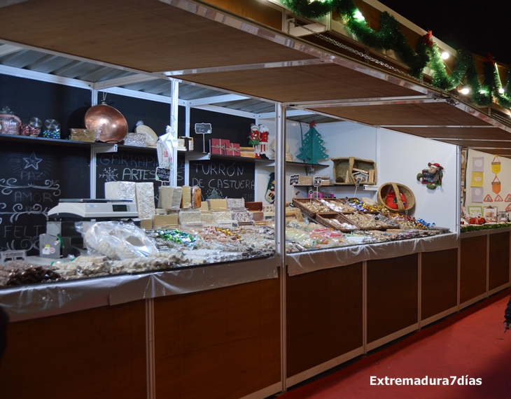 El paseo de San Francisco se convierte en un gran mercado