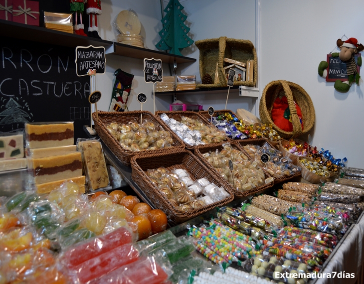 El paseo de San Francisco se convierte en un gran mercado