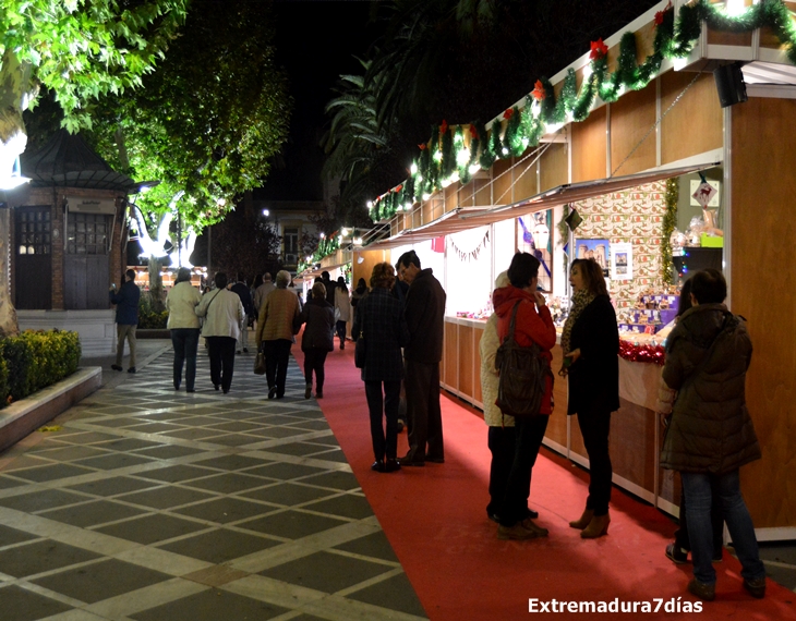 El paseo de San Francisco se convierte en un gran mercado