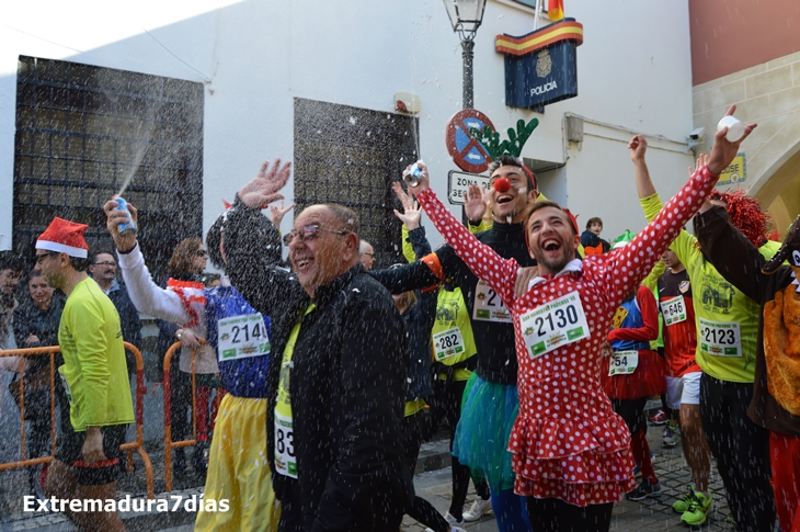 Jonathan Gaveta, ganador de la San Silvestre Pacense 2015