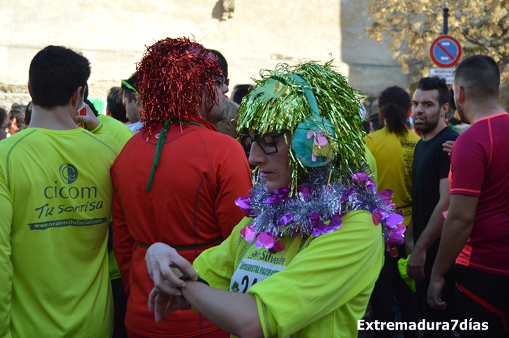 Búscate en las imágenes de la San Silvestre de Badajoz