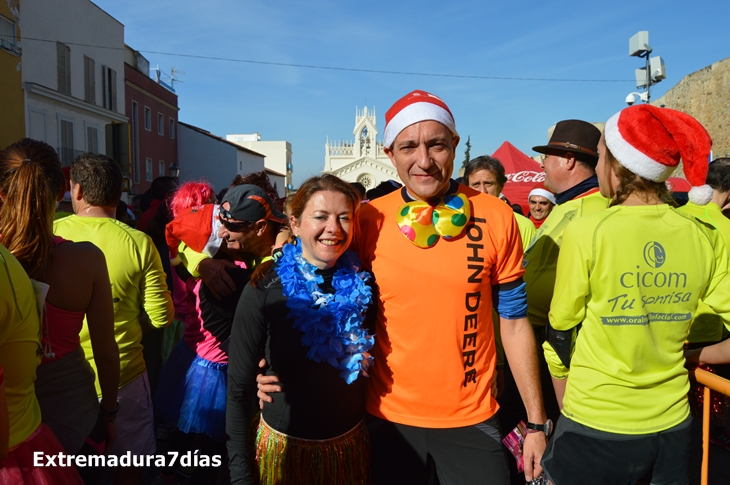 Búscate en las imágenes de la San Silvestre de Badajoz