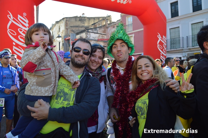 Búscate en las imágenes de la San Silvestre de Badajoz