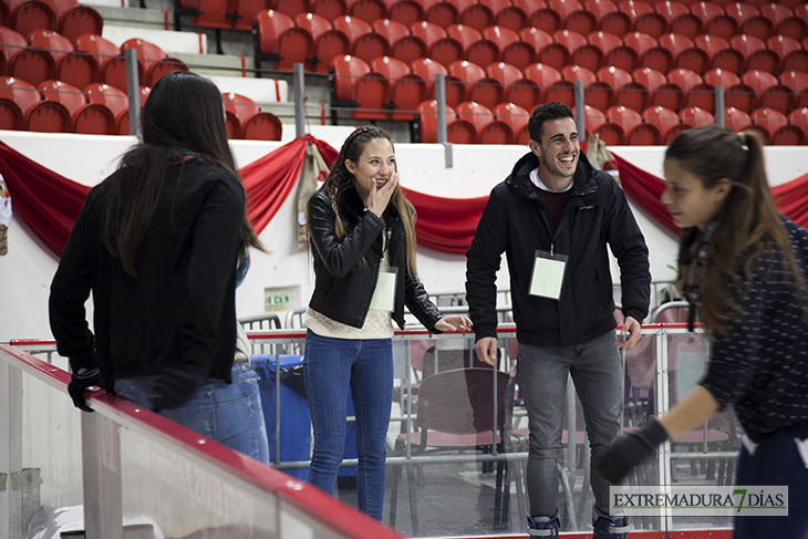 Extremeños y portugueses se dan cita en la gran Pista de Hielo de Elvas