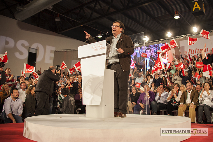 Imágenes de Pedro Sánchez en Badajoz