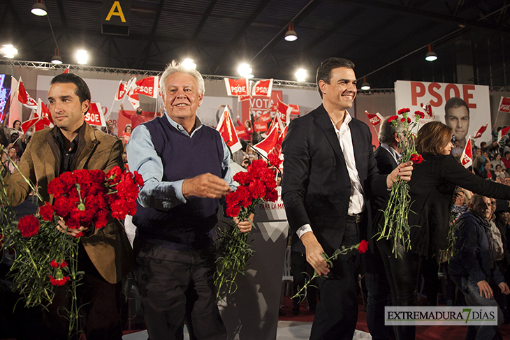 Imágenes de Pedro Sánchez en Badajoz