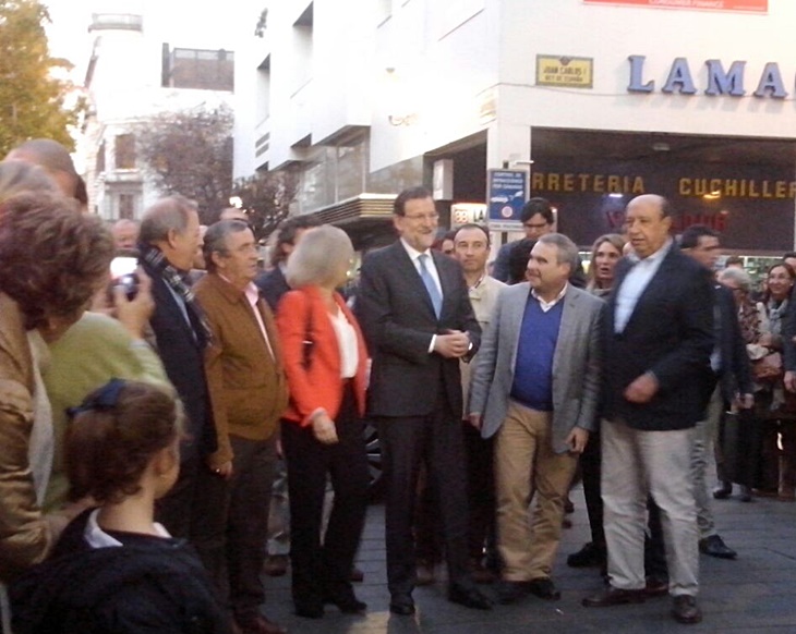 Mariano Rajoy visitaba esta tarde la calle Menacho de Badajoz