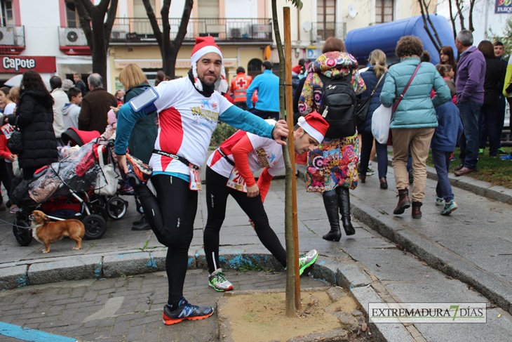 Búscate en las imágenes de la San Silvestre dombenitense