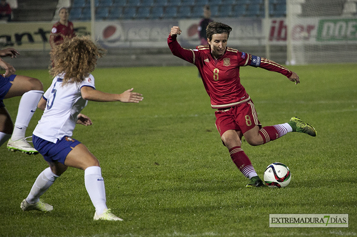 España vence a Portugal en el Nuevo Vivero