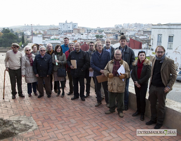 Presentan la mesa de trabajo ‘por un Campillo Mejor’ frente a PP y Podemos