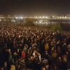 6.000 jóvenes abarrotan a estas horas el Paseo Fluvial