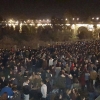 6.000 jóvenes abarrotan a estas horas el Paseo Fluvial