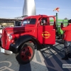 Concentración solidaria de vehículos clásicos en Badajoz
