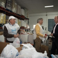 Monago destaca la enorme labor que realiza el Banco de Alimentos de Badajoz