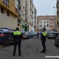 Fallece una mujer al caer de un cuarto piso en la barriada de San Fernando