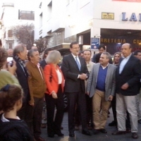 Rajoy pasea por Menacho
