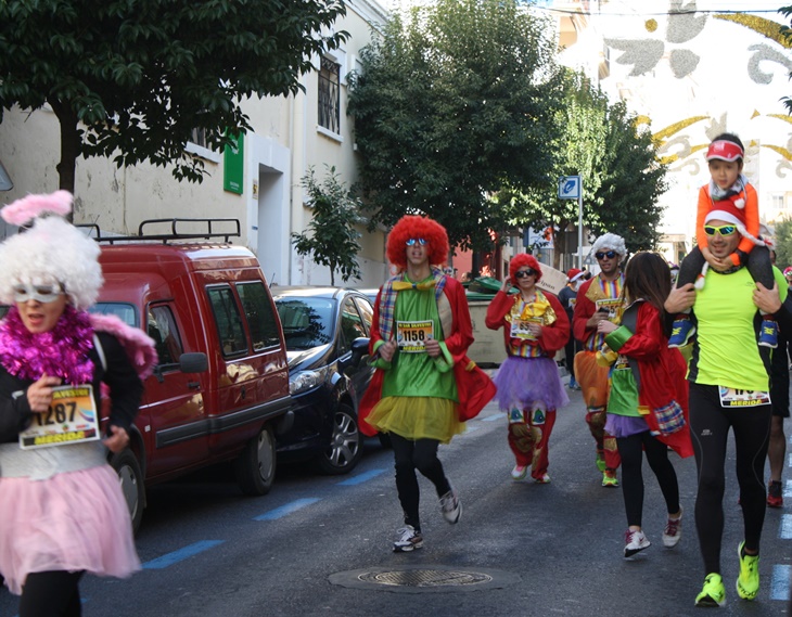 1.400 atletas inundan las calles de Mérida en la San Silvestre