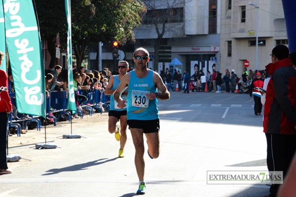 Búscate entre los 3000 corredores de la Vuelta al Baluarte