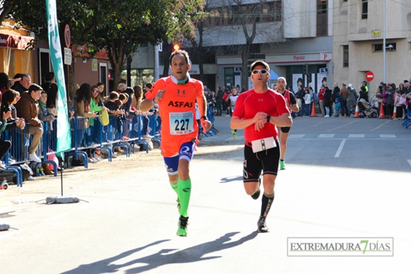 Búscate entre los 3000 corredores de la Vuelta al Baluarte