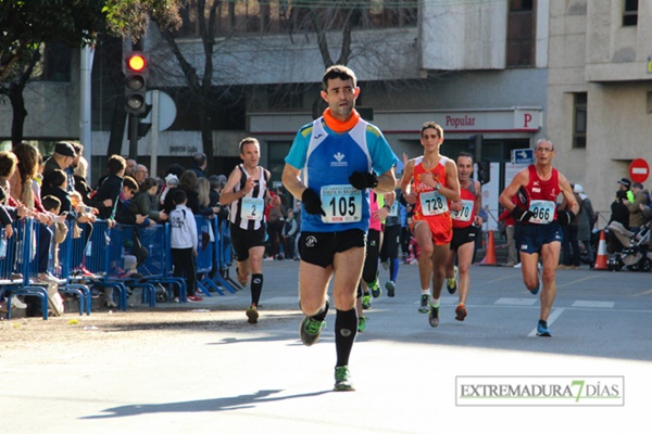 Búscate entre los 3000 corredores de la Vuelta al Baluarte