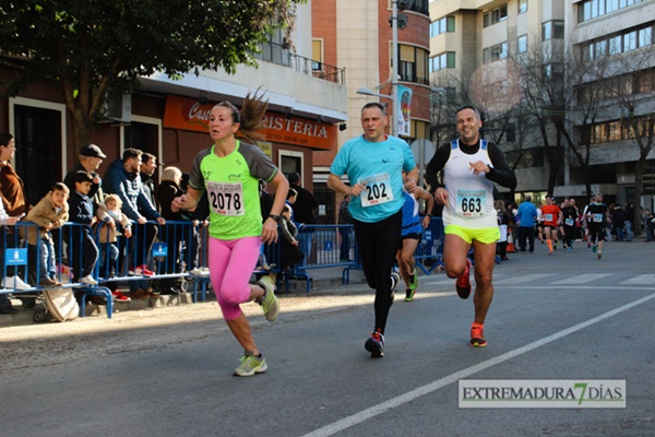 Búscate entre los 3000 corredores de la Vuelta al Baluarte
