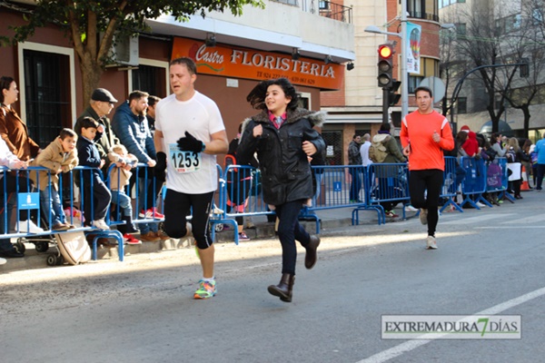 Búscate entre los 3000 corredores de la Vuelta al Baluarte