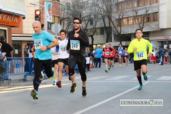 Búscate entre los 3000 corredores de la Vuelta al Baluarte