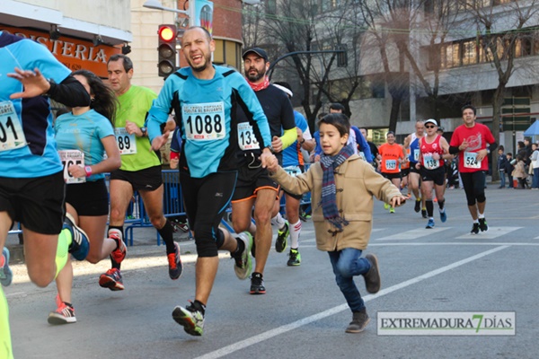 Búscate entre los 3000 corredores de la Vuelta al Baluarte