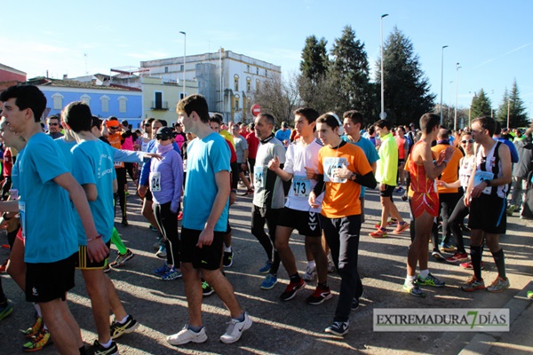 Búscate entre los 3000 corredores de la Vuelta al Baluarte