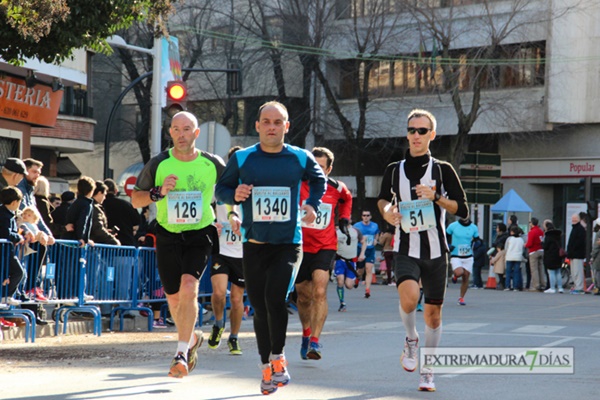Búscate entre los 3000 corredores de la Vuelta al Baluarte