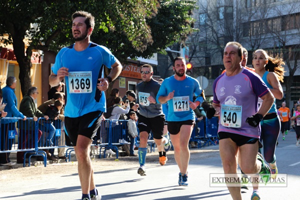 Búscate entre los 3000 corredores de la Vuelta al Baluarte