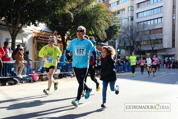 Búscate entre los 3000 corredores de la Vuelta al Baluarte