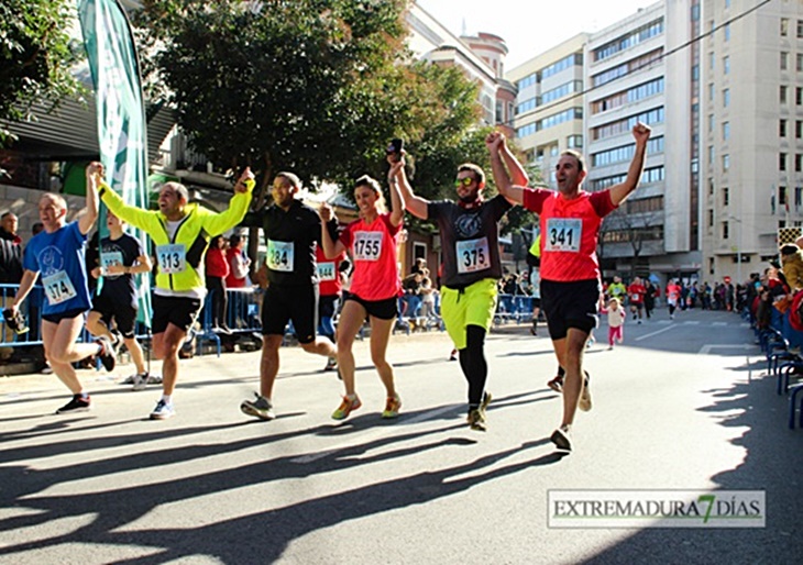 Estefanía Domínguez y Javier Echave vencen en la Vuelta al Baluarte