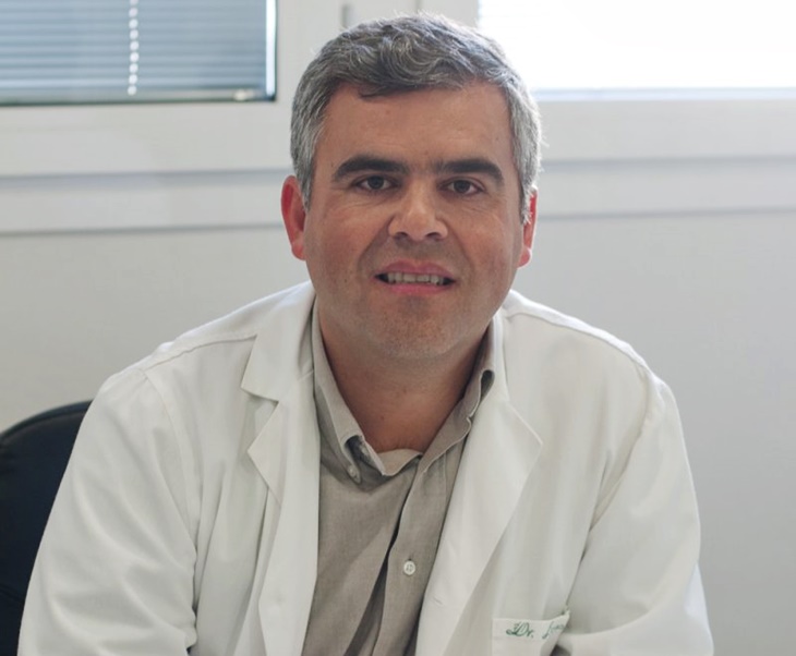 Un médico pacense, entre los profesionales sanitarios más valorados de España