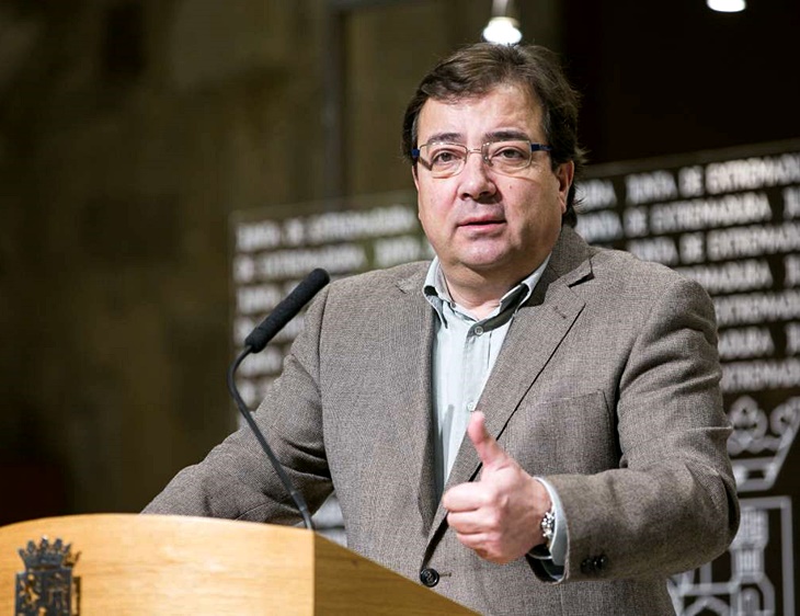 Vara reitera su compromiso para negociar los Presupuestos