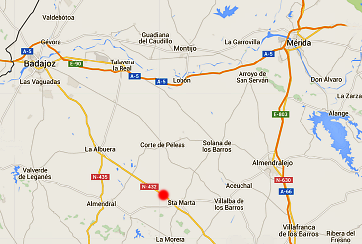 Un mujer en estado crítico tras una salida de vía en la provincia pacense